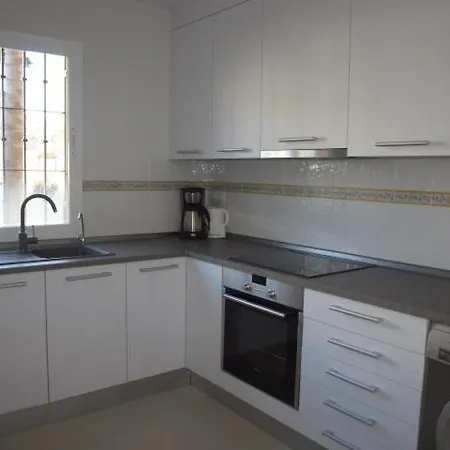 Intermobiliaria - Puerto Alto B5 13 * Estepona