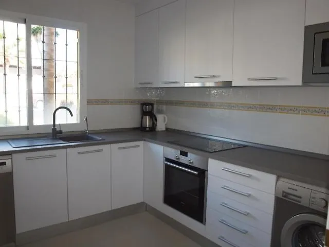 Intermobiliaria - Puerto Alto B5 13 * Естепона